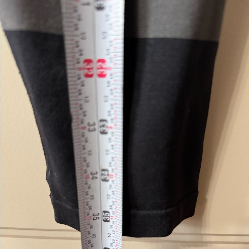 NORTH FACE 🩶 Women's Black, Gray High Waisted Striped Leggings (Size Small) - Picture 7 of 10